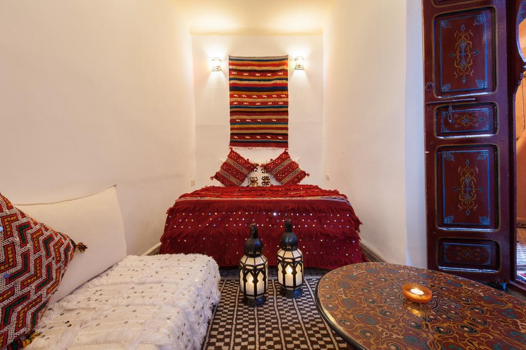 马拉喀什 本萨利赫摩洛哥传统庭院住宅酒店 客房 照片